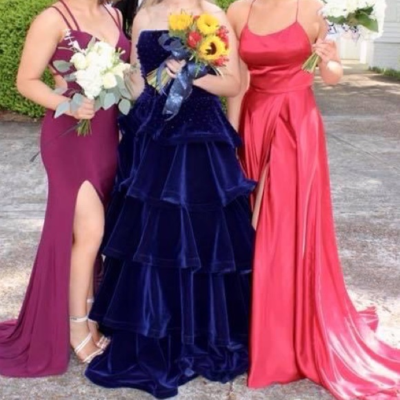 Mac Duggal Velvet Ball Gown/Prom Dress - Picture 4 of 4